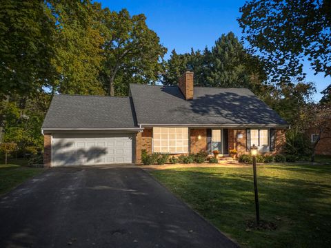 A home in Bloomfield Twp