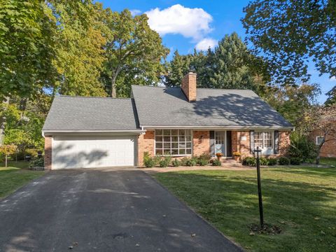 A home in Bloomfield Twp