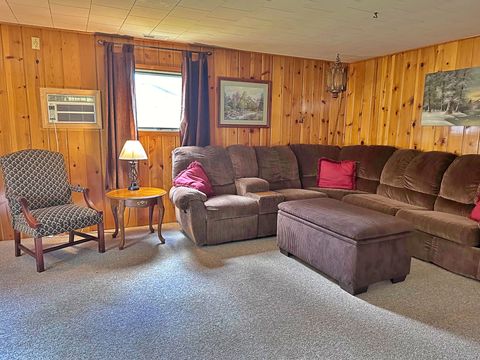 A home in Richfield Twp