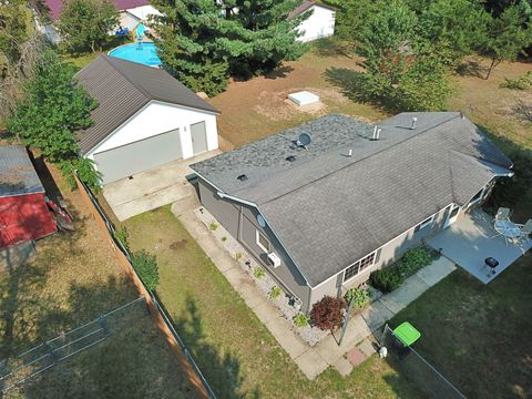 A home in Richfield Twp