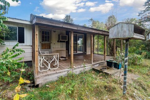 A home in Evart Twp