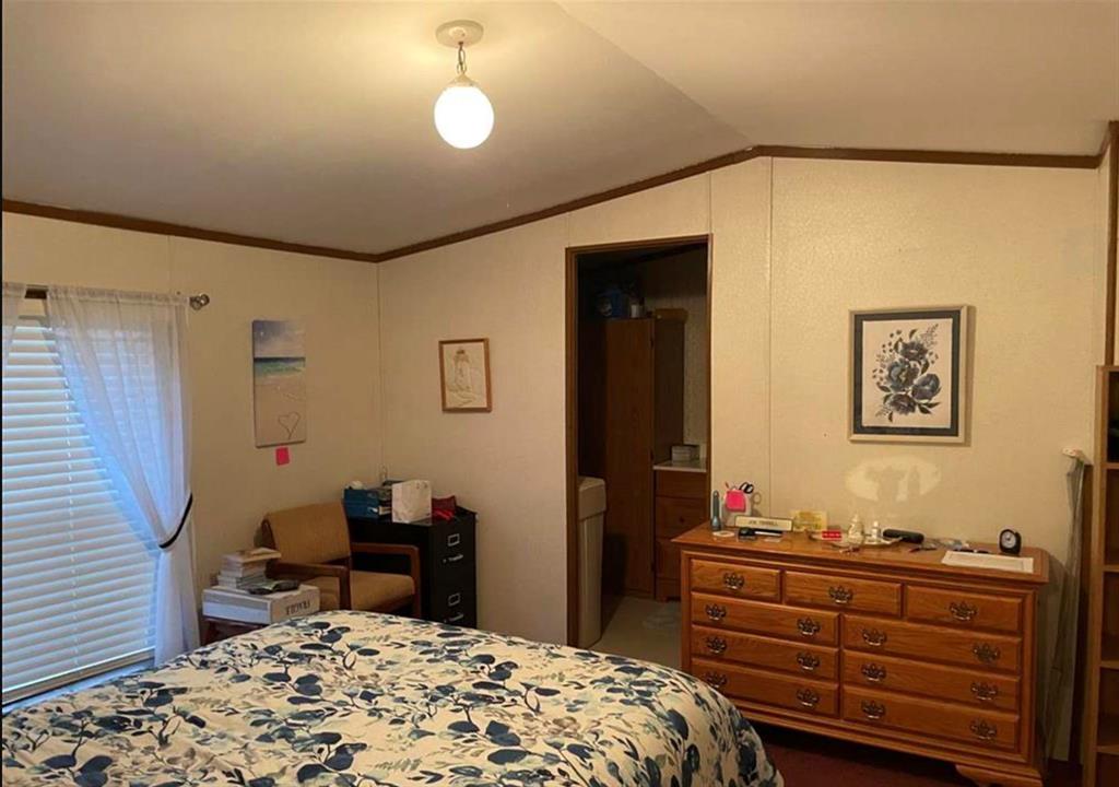 Photo 6 of 11 of 1561 Andrew Place mobile home