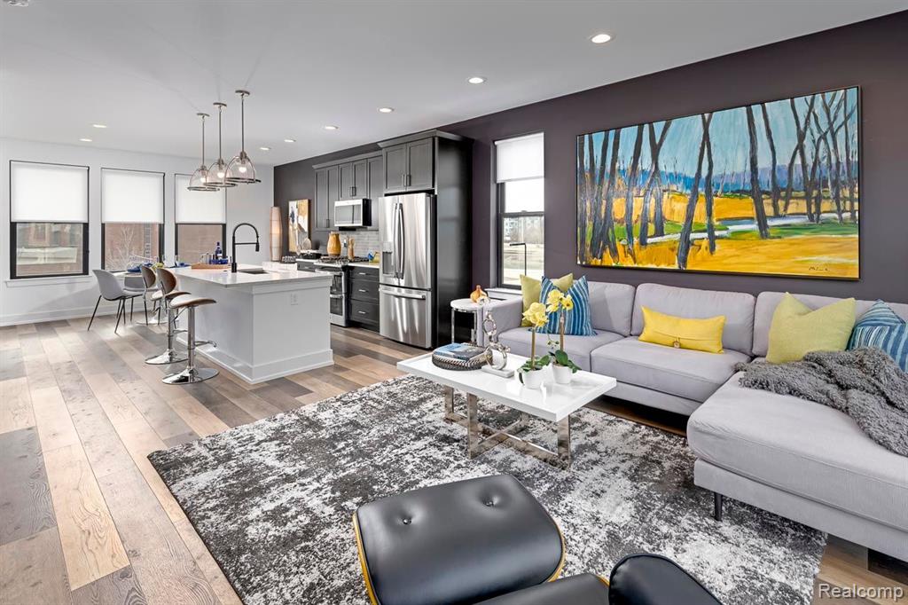 4837 Ludlow Lane