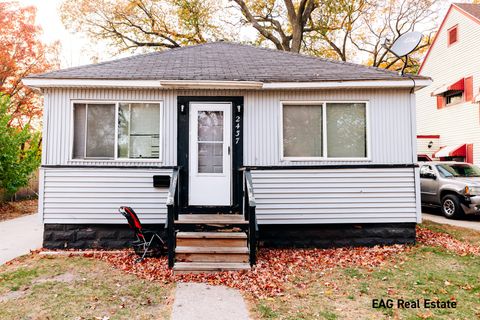 A home in Muskegon Heights