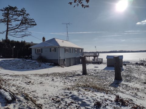 A home in Elba Twp