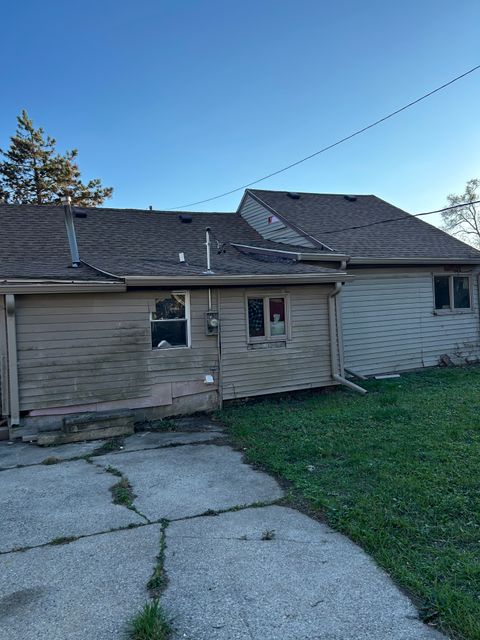 A home in Inkster