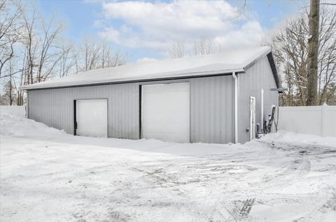 A home in Davison Twp