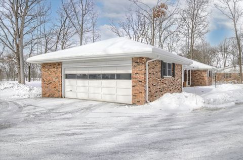 A home in Davison Twp