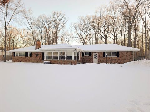 A home in Davison Twp