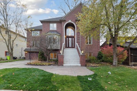 A home in West Bloomfield Twp