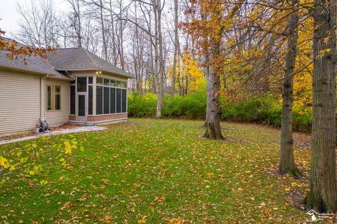 A home in Frenchtown Twp