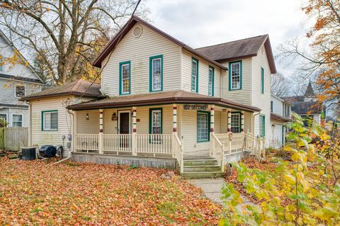 A home in Morrice Vlg