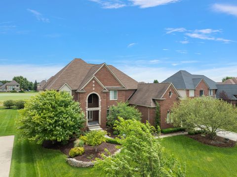 A home in Oakland Twp