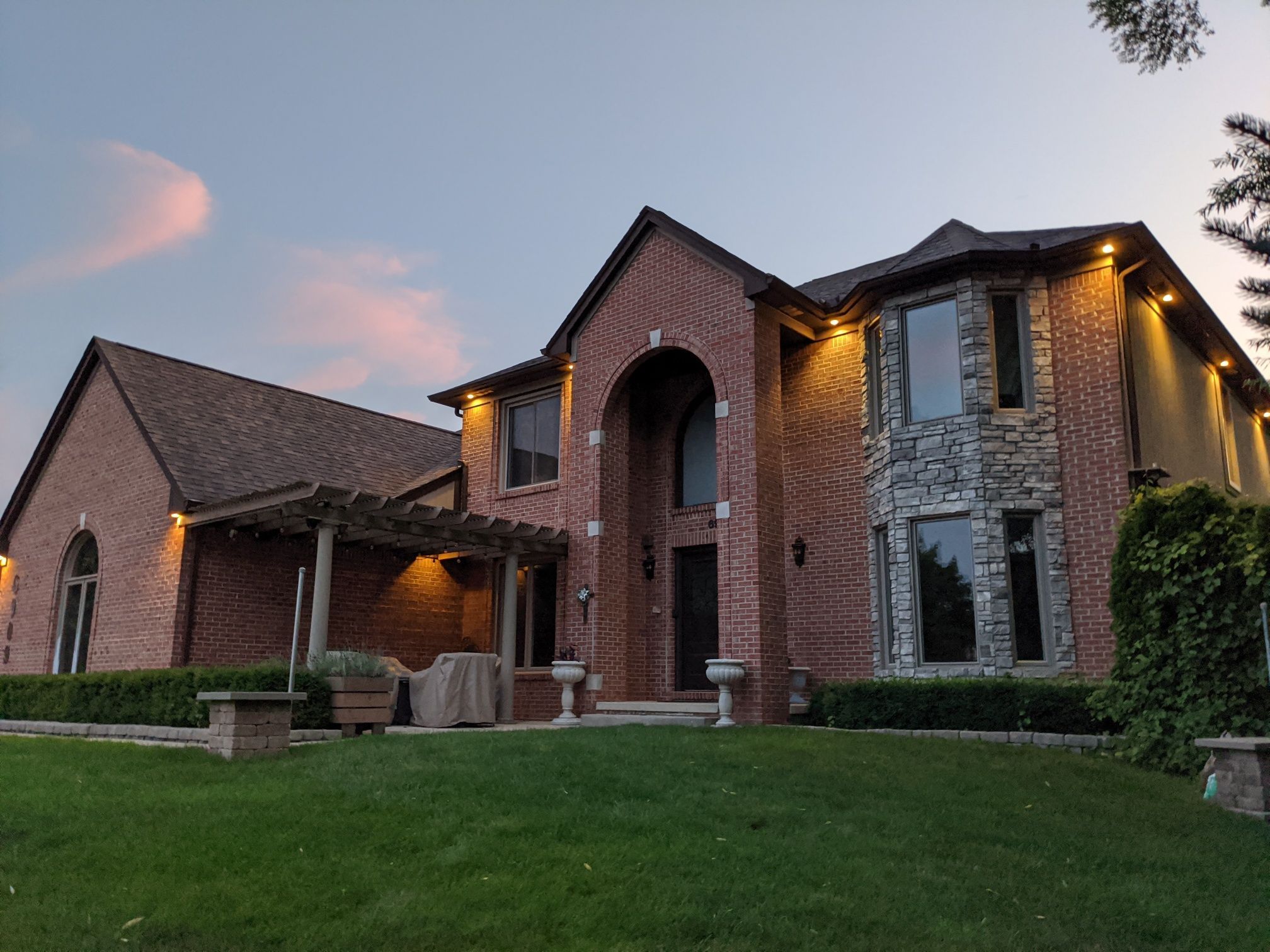 View Troy, MI 48085 house