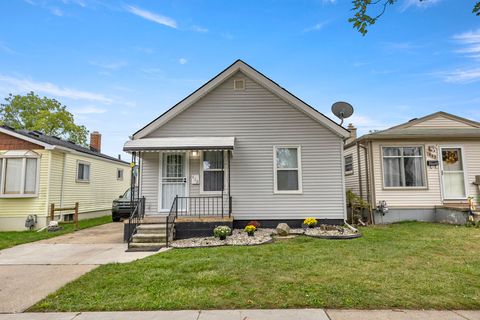 A home in Lincoln Park