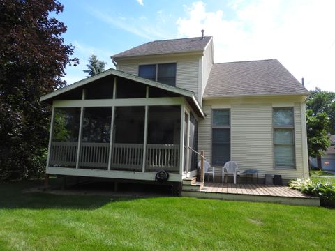 A home in Lapeer