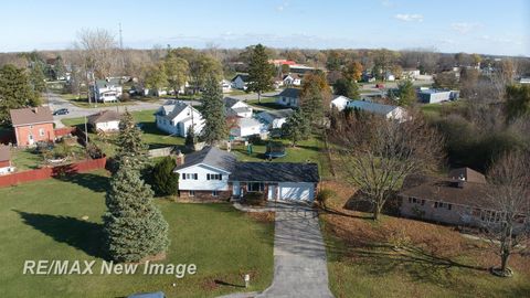 A home in Hampton Twp