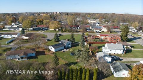 A home in Hampton Twp