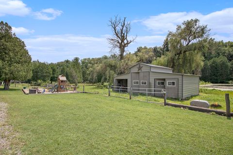 A home in LaGrange Twp