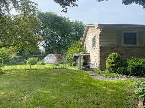 A home in Grand Blanc Twp