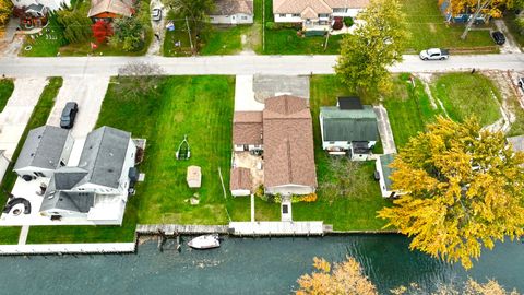 A home in Algonac