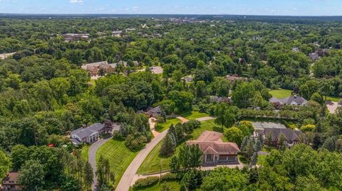 A home in Bloomfield Hills