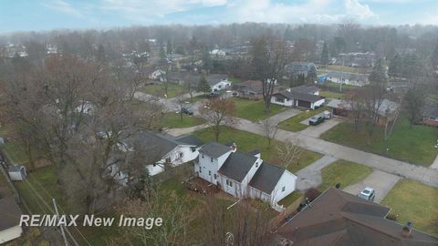 A home in Saginaw Twp