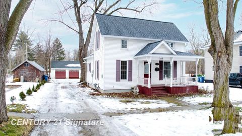 A home in Davison