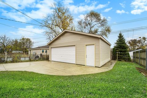 A home in Livonia