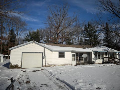 A home in Sherman Twp - Newaygo