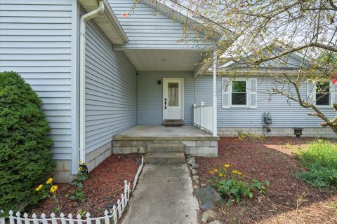 A home in Stockbridge Twp