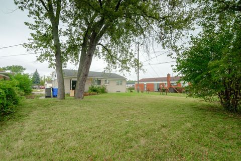 A home in Inkster