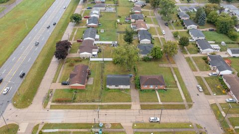 A home in Inkster