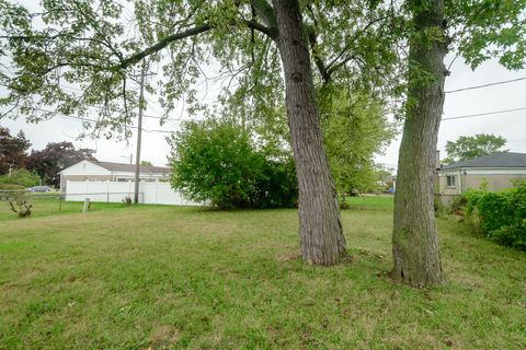 A home in Inkster