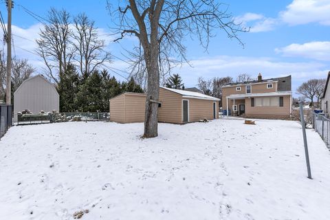 A home in Waterford Twp