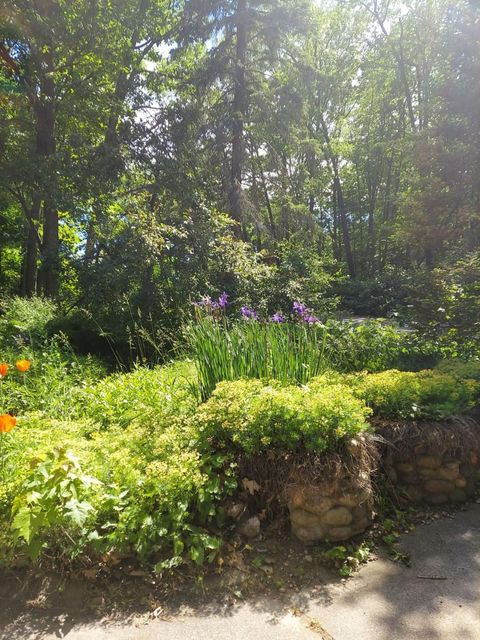 A home in Roscommon Twp