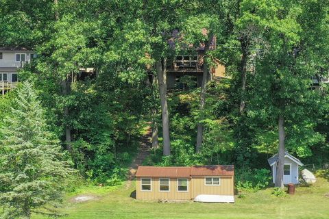 A home in Porter Twp