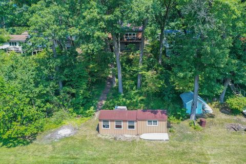 A home in Porter Twp