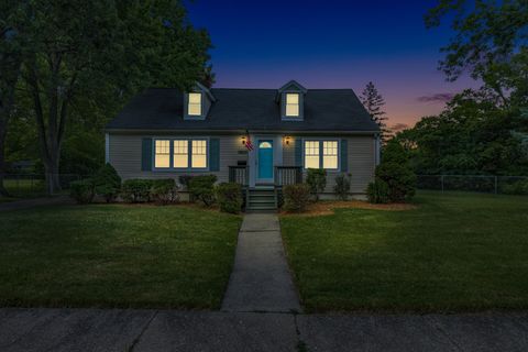 A home in Harper Woods