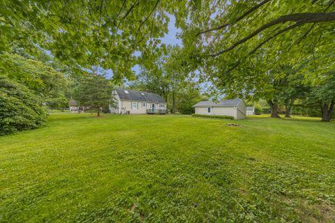 A home in Harper Woods