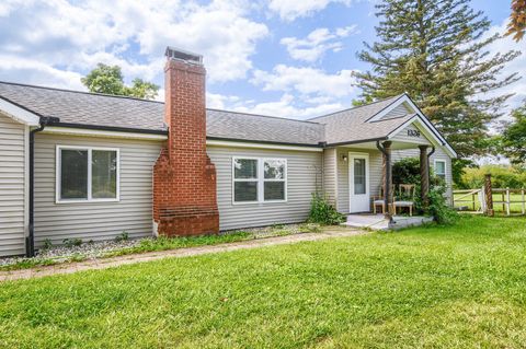 A home in Grand Blanc Twp