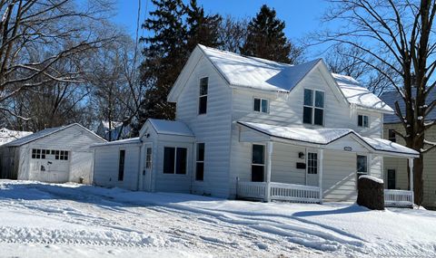 A home in Niles