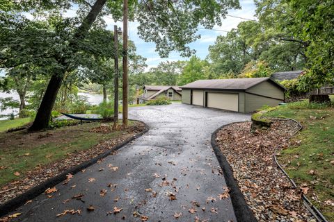 A home in Pennfield Twp