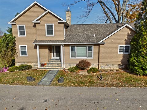 A home in Silver Creek Twp