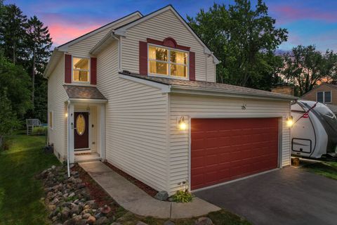 A home in Waterford Twp