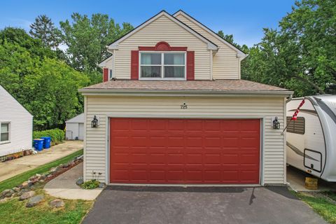 A home in Waterford Twp