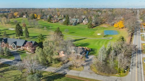 A home in Bloomfield Twp