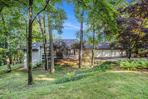 A home in Plainfield Twp