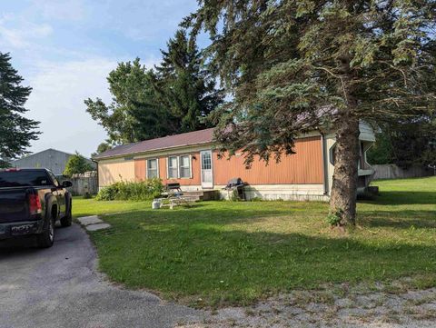 A home in Standish Twp