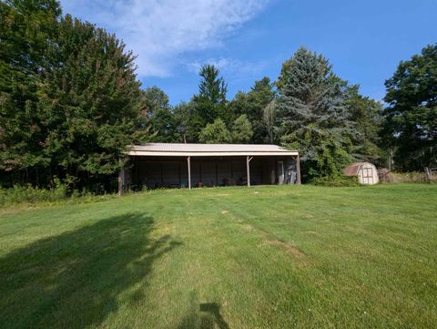 A home in Standish Twp